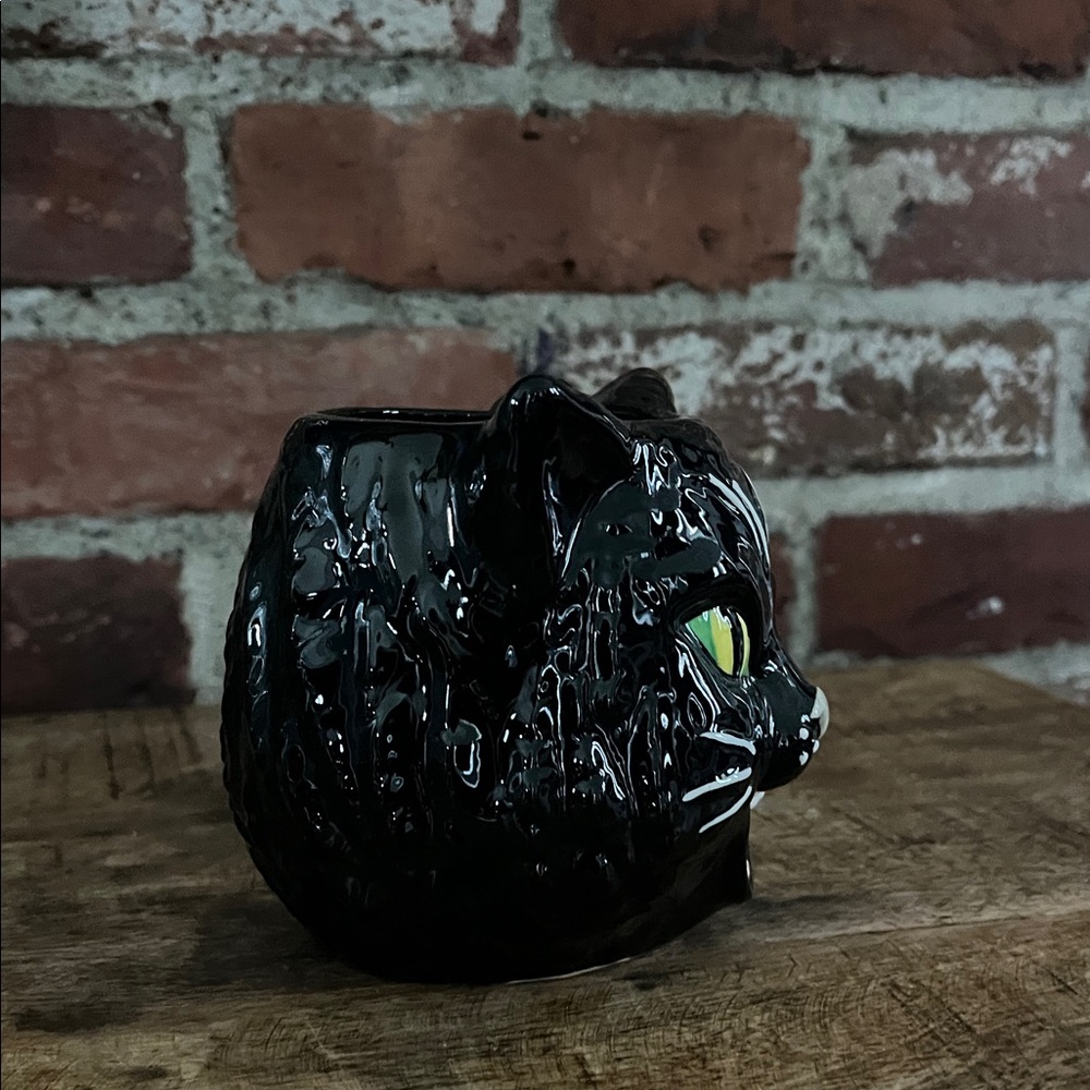 Black Cat Ceramic Mug for Pets & Cat Lovers - Picture 5 of 7